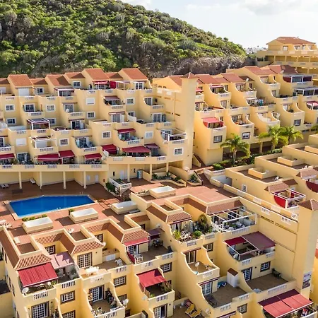 Sea Breezes Apartment